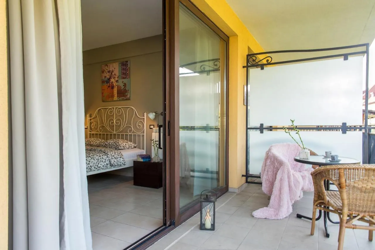 One Love Metropolitan Gardens Studio Appartement Boekarest