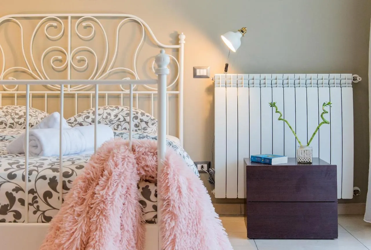 One Love Metropolitan Gardens Studio Appartement Boekarest